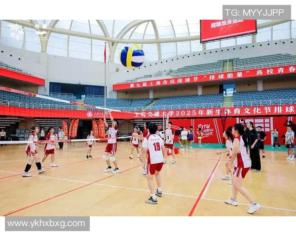 上海排球队奋勇拼搏的故事与邀请赛的精彩瞬间 上海排球队奋勇拼搏的故事与邀请赛的精彩瞬间